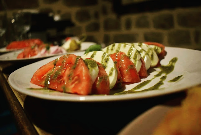 Градината Brunch&Dinner - Гастрономия и хотелиерство