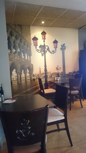 Opinii despre Амаро | Бар и Динър | ресторант | храна | доставки în София - Гастрономия и хотелиерство