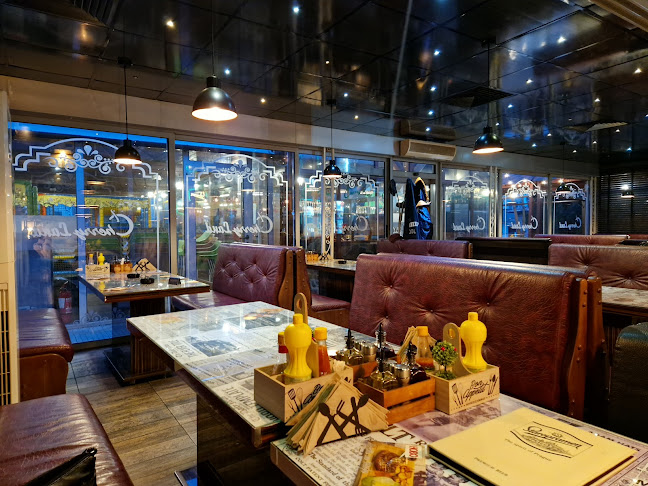 Opinii despre Cherry Land în Казанлък - Гастрономия и хотелиерство