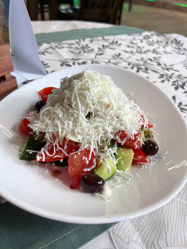 Opinii despre Ресторант "Ралица" în Левски - Гастрономия и хотелиерство