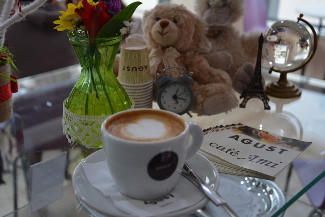 Център, ул. „Феликс Каниц“ 10, 5600 Троян