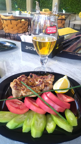 The Showroom - Гастрономия и хотелиерство