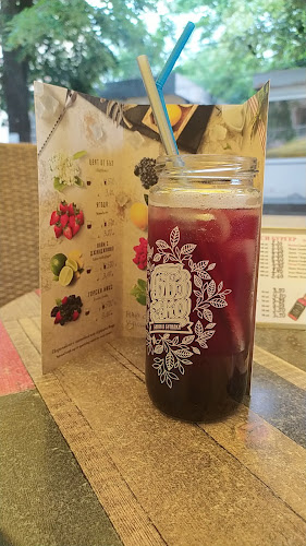 Opinii despre Закусвалня Бобси бургер în Бяла Слатина - Гастрономия и хотелиерство