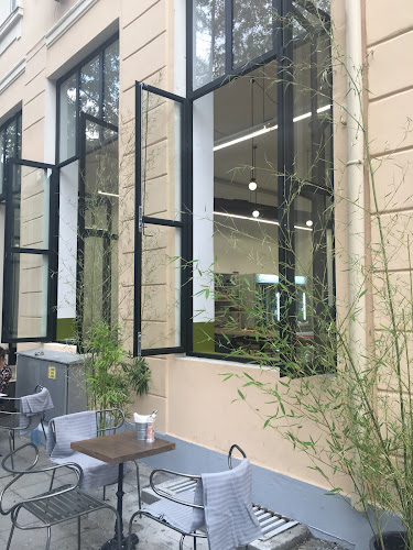 HleBar Oboriste Street