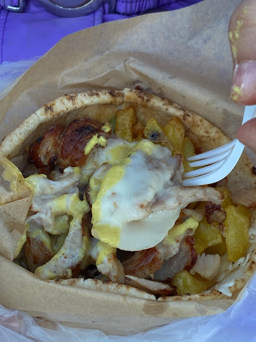 Заведение за бързо хранене ''Реката'' - Банско