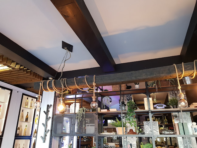 Велико Търново Център, ул. „Ивайло“ 4, 5000 Велико Търново