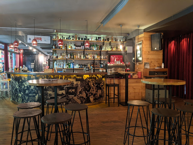Opinii despre Клуб "Фарго" în Пловдив - Гастрономия и хотелиерство