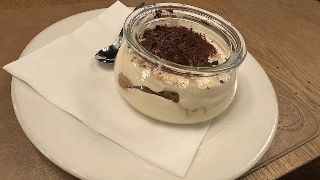 Opinii despre Leo's pizza "Trattoria" în София - Гастрономия и хотелиерство