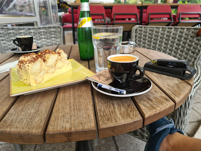 Ревю - Гастрономия и хотелиерство