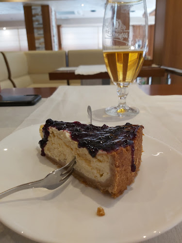 Comentarii opinii despre Бяла роза