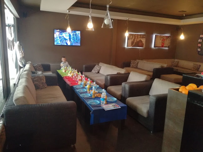 Кафе Клуб Колата - Гастрономия и хотелиерство