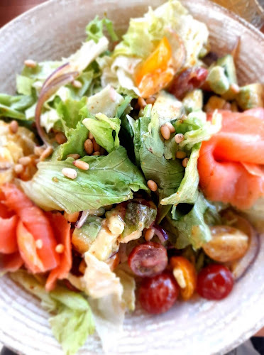 Opinii despre See me beach în Шкорпиловци - Гастрономия и хотелиерство