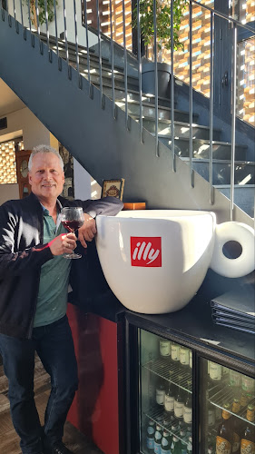 При Иван - Гастрономия и хотелиерство