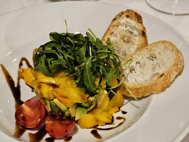 Samokovi - Гастрономия и хотелиерство