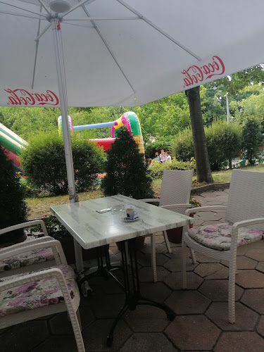 Снек Бар "Старата Пицария" - Гастрономия и хотелиерство