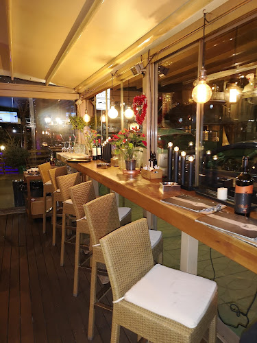 Арривера - Гастрономия и хотелиерство