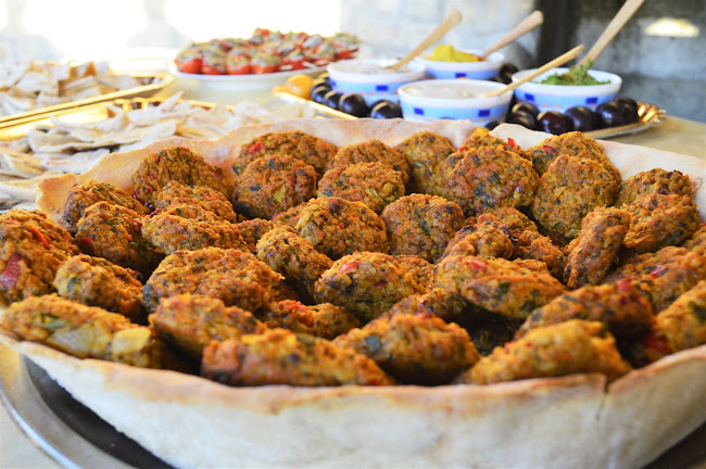 Домашна кухня ЕрДинЧе - Гастрономия и хотелиерство