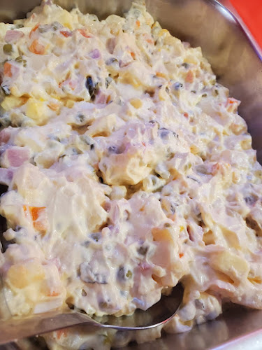 Opinii despre Домашна кухня "Кулинарните изкушения на Емии" în София - Гастрономия и хотелиерство