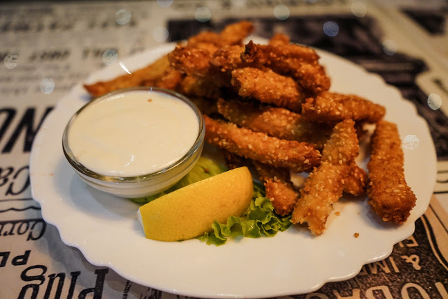 Opinii despre Cherry Land în Казанлък - Гастрономия и хотелиерство