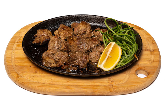 Пица Барбекю Ресторант METRO - Гастрономия и хотелиерство