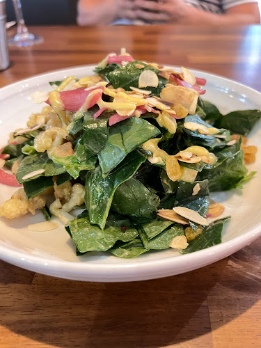 ж.к. Лазур, ул. „Адам Мицкевич“ 3, 8001 Бургас