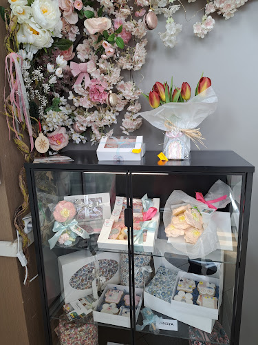 Opinii despre Сладкарска работилница Fondarini în Пазарджик - Гастрономия и хотелиерство