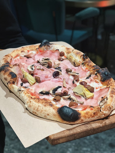 Comentarii opinii despre DSQUARED2 Cocktails & Lounge