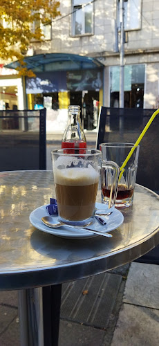 Opinii despre Бижу Бар - Bijou Bar în Мездра - Гастрономия и хотелиерство