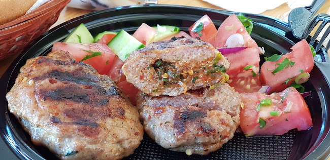 Opinii despre ЗАВЕДЕНИЕ ЗА БЪРЗО ХРАНЕНЕ "ДИВОТО ЗОВЕ" în Ново село - Гастрономия и хотелиерство