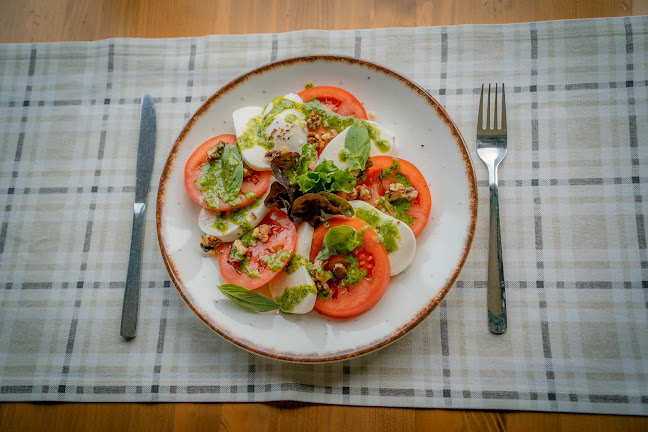 Бирария Гролш - Гастрономия и хотелиерство