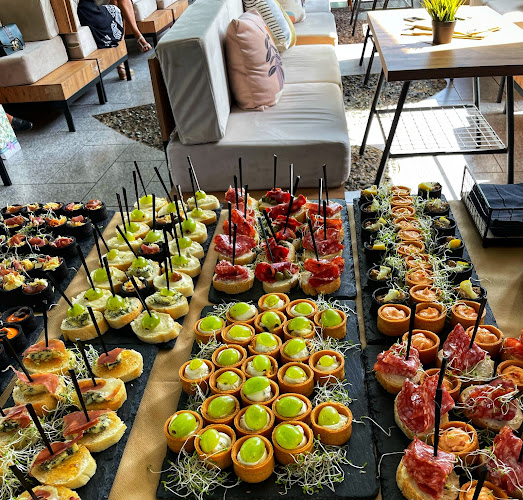 Garden Bar&Kitchen - Гастрономия и хотелиерство