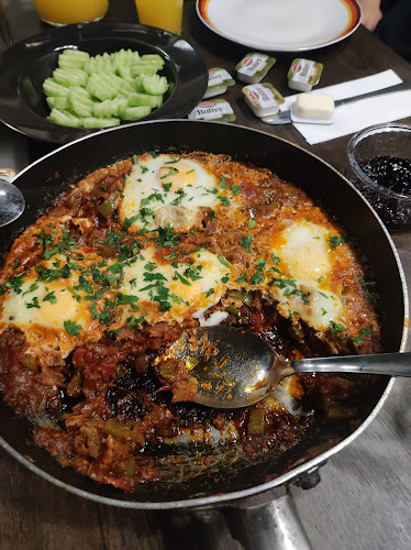 кв. Глазне, ул. „Панайот Хитов“ 1, 2770 Банско