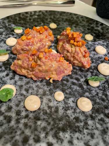 Unica Restaurant - Гастрономия и хотелиерство