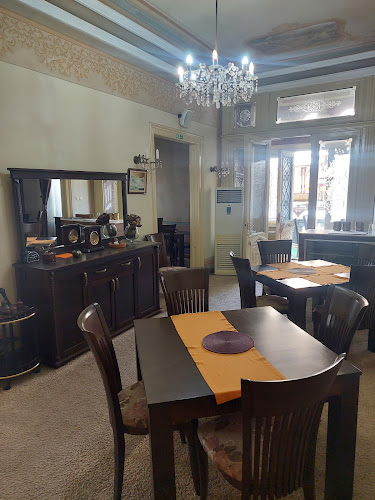 Opinii despre Ресторант "Зад Стената" în Русе - Гастрономия и хотелиерство