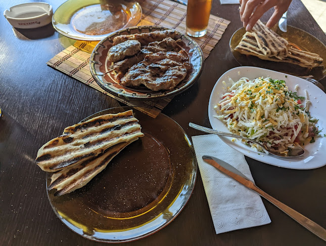 Opinii despre Стария Хан în Перник - Гастрономия и хотелиерство