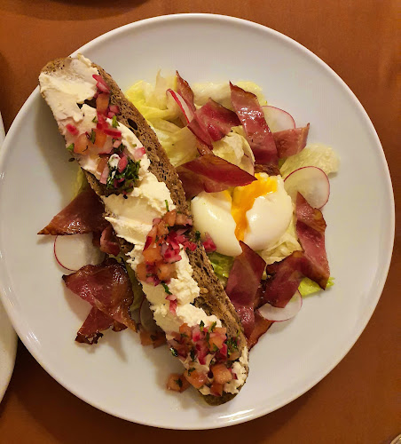 кв. Манастирски ливади, бул. „България“ 83A, 1404 София