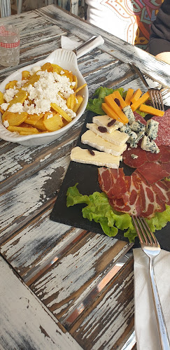 Comentarii opinii despre Уайт бар