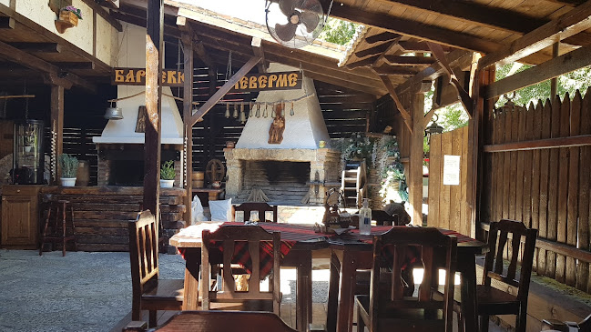 Войводи - Гастрономия и хотелиерство