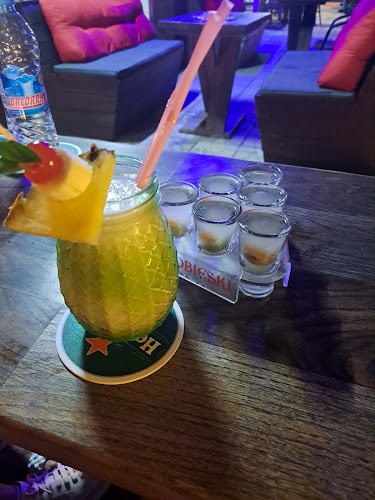 Opinii despre Бар Коктейлите 2 în Варна - Гастрономия и хотелиерство