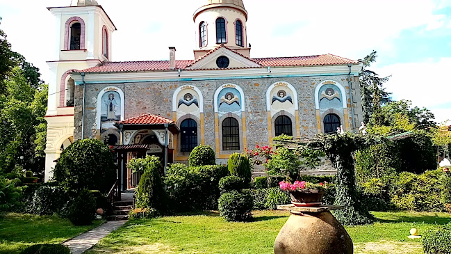 Opinii despre Балкан în Хисаря - Гастрономия и хотелиерство