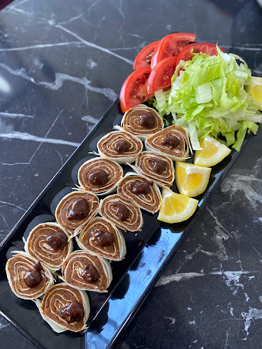 кв. Възрожденци, бул. „Христо Ботев“ 47, 6609 Кърджали