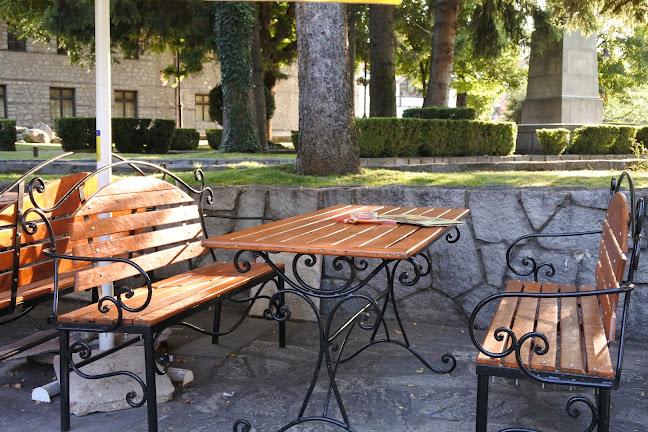 кв. Новия град, ул. „Пирин“ 29-31, 2770 Банско