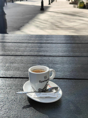 Opinii despre Бар "Хавай" în Видин - Гастрономия и хотелиерство