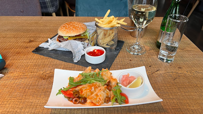 Opinii despre Уго în София - Гастрономия и хотелиерство