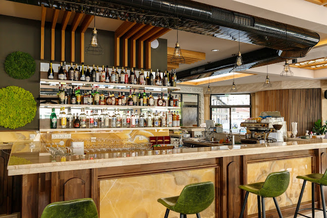 Opinii despre Delta Restaurant în Казанлък - Гастрономия и хотелиерство