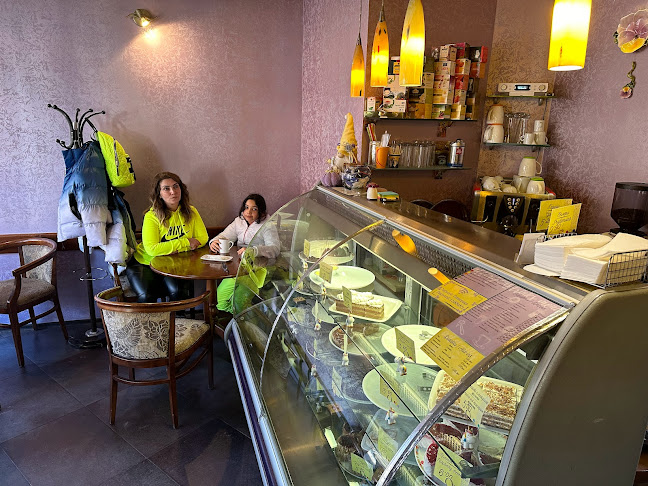 кв. Новия град, ул. „Пирин“ 86, 2770 Банско