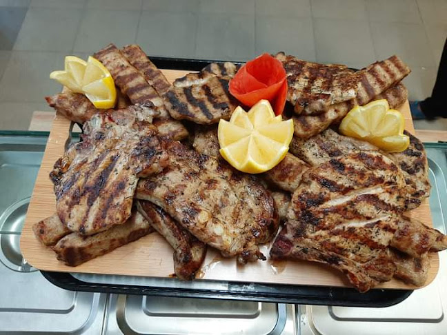 Opinii despre Скара Вкусна Хапка în Любимец - Гастрономия и хотелиерство