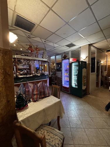 Та Фу Хао - София