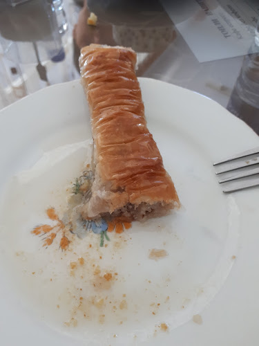 Едиверен, ул. „Михаил Такев“ 28а, 4550 Пещера