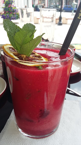 БЕЛУЧИ - Гастрономия и хотелиерство